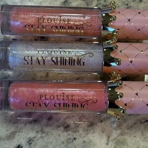 P. Louise “It’s Giving….Christmas Strawberry Snowflake Glitter Lip Oil Set NIB